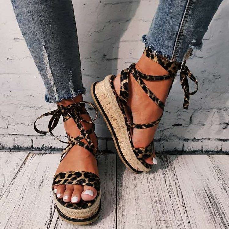 Comfortabele dames sandalen met voetbed en modern design - Amaya