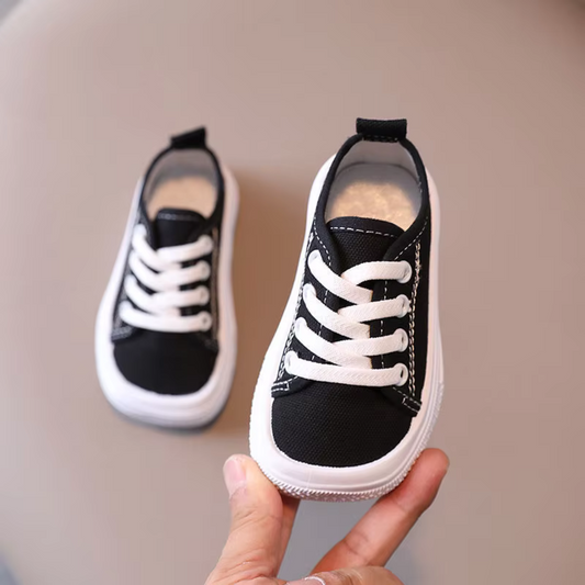 Kinder Canvas Sneakers – TinyTracks
