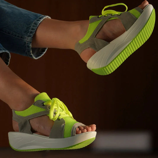 Trendy Comfortabele en zomerse lichte damessandalen – Fergie