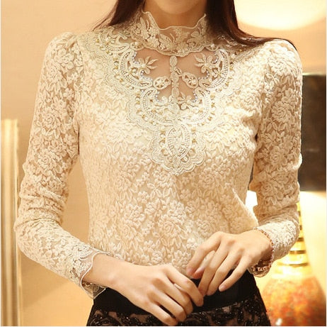 Damesblouse met Herfst Borduursels – Elisabeth