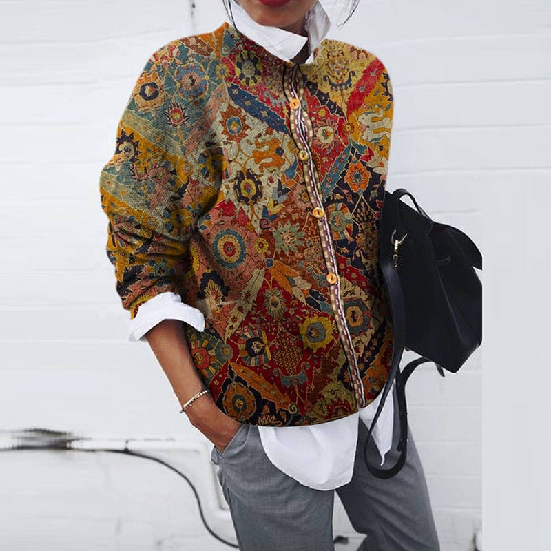 Damesblouse met Meerkleurige Print en Knoopsluiting – Samira