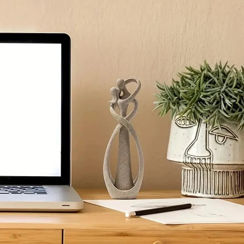 LoveEmbrace | Romantisch Hars Sculptuur