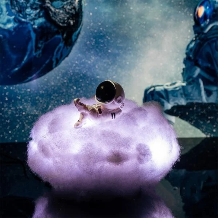 Astronaut Wolkenlamp - AstroCloud