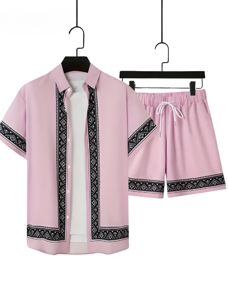 Sexy Tweedelig Set bestaand uit een Gekropt Topje met Vrije Rug en Sexy Tweedelig Set bestaand uit een Gekropt Topje met Vrije Rug en