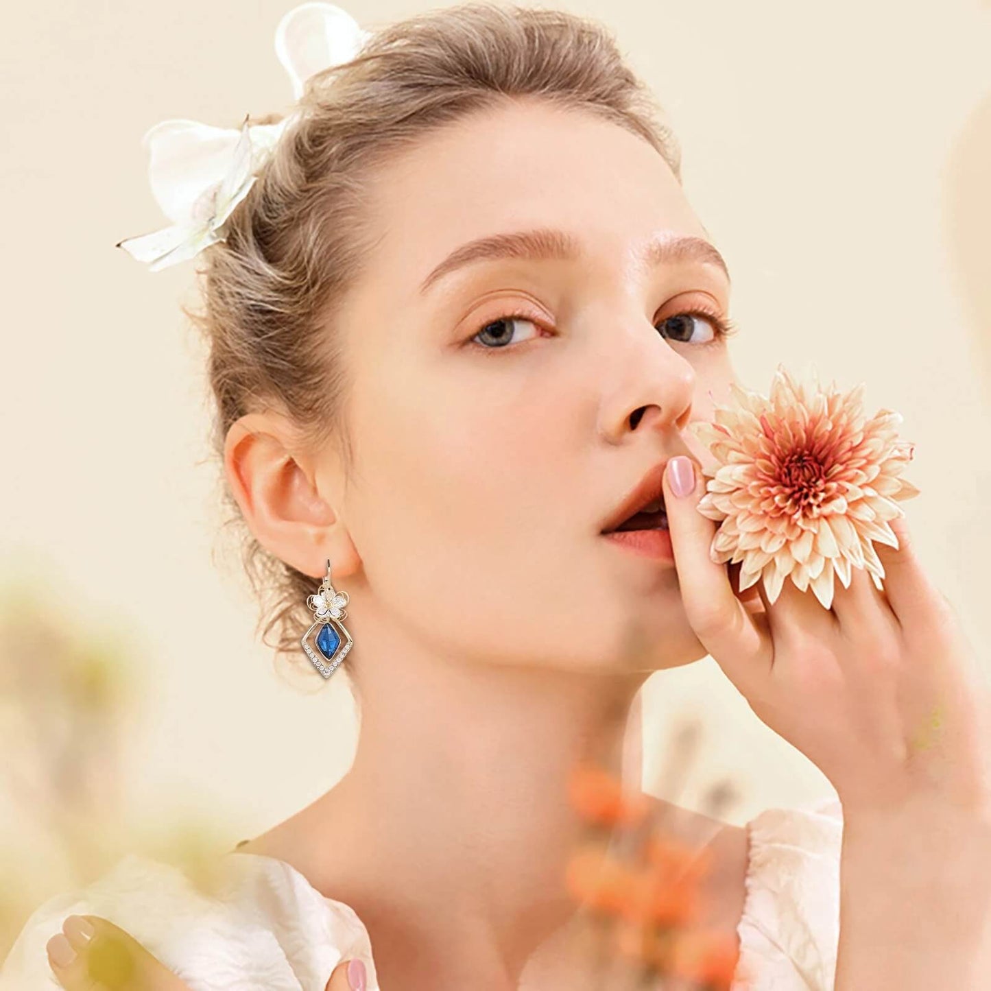 Elegante Bloem Zirkoon Oorbellen