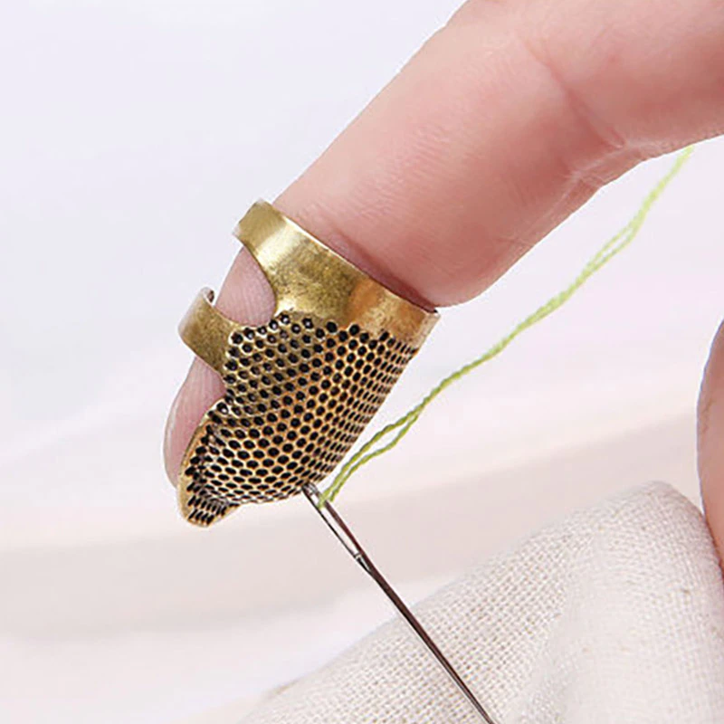 Naai Ring