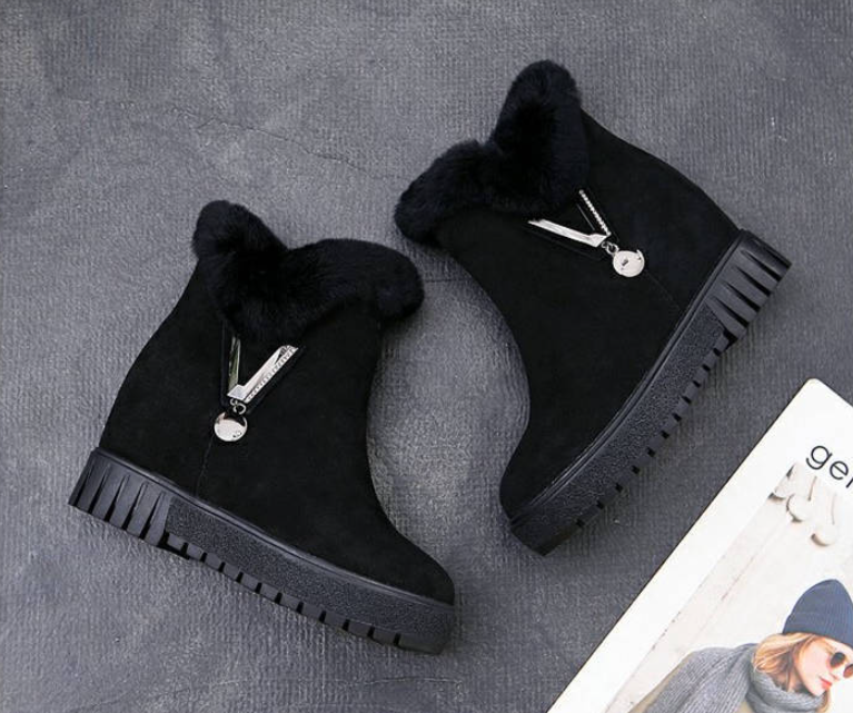 Fashionable Snow Boots™