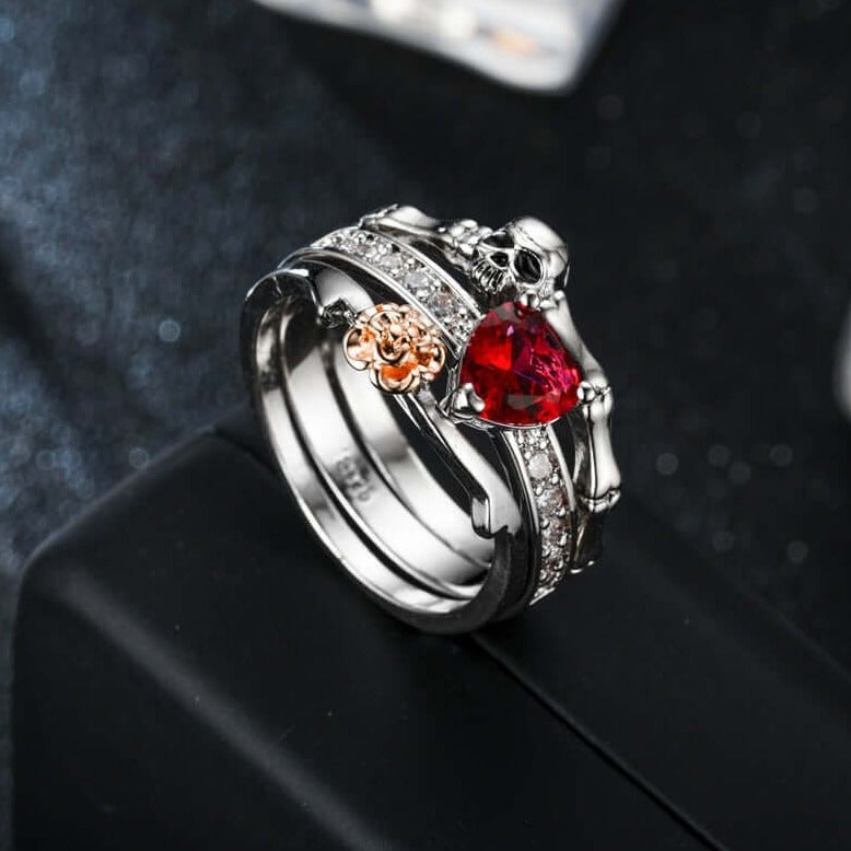 Skull Love Ring