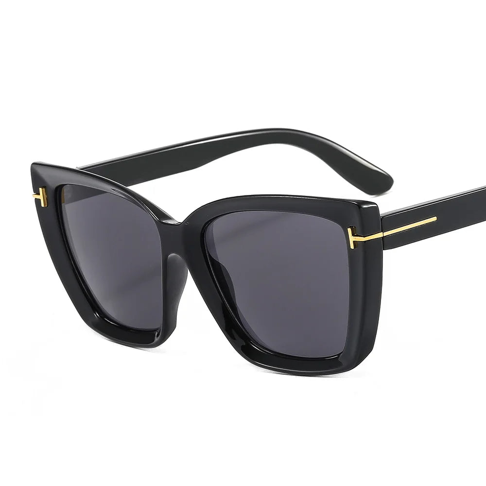 Stijlvolle Cat-Eye zonnebril met UV-bescherming en verloop - VueLuxe