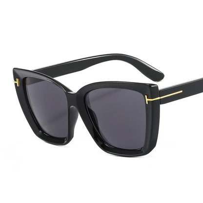 Stijlvolle Cat-Eye zonnebril met UV-bescherming en verloop - VueLuxe