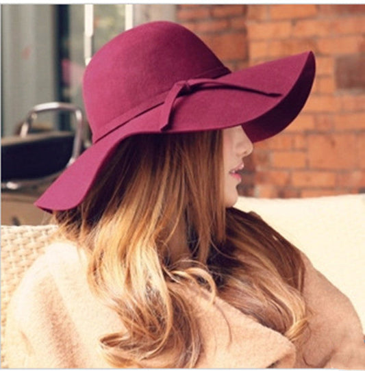 Lichte dames zomerhoed met comfortabele pasvorm – UrbanBreeze