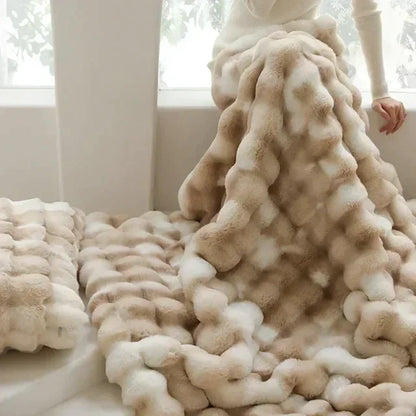 Draagbare Fluffy Deken van Imitatiebont - VeluLuxe