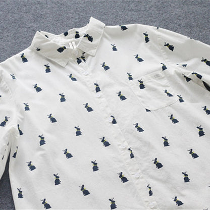 Speelse shirtjurk met konijnenprint en reverskraag - Elina
