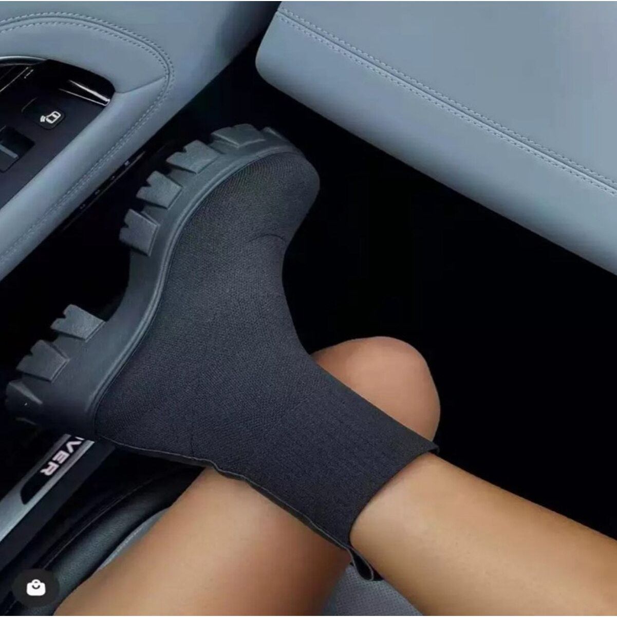 Dames Laarzen met robuuste profielzool - Karolina