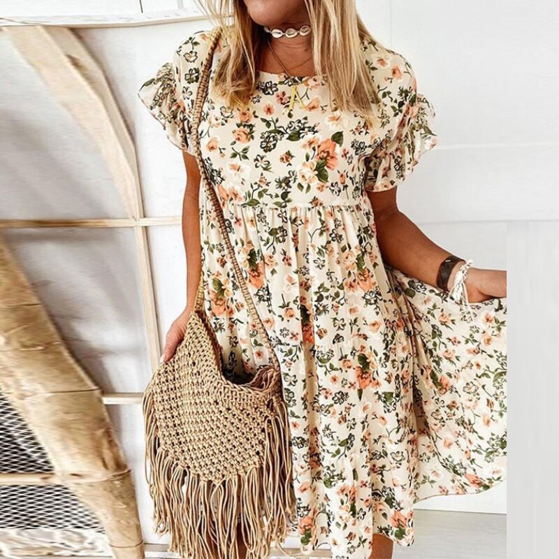 Boho Bloemenjurk met Ruches en Taillesnit – Calista