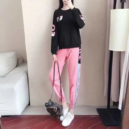 Tweedelig Dames Trainingspak met Sweater en Broek – Leona