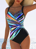 Trendy badpak met kleurrijke strepen - SunSplash