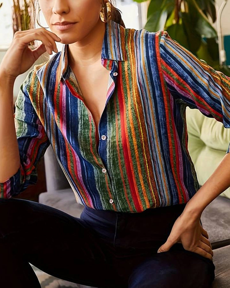 Gestreepte Damesblouse met Knopen – Sofia