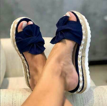 Plateau Sandals with Knot™