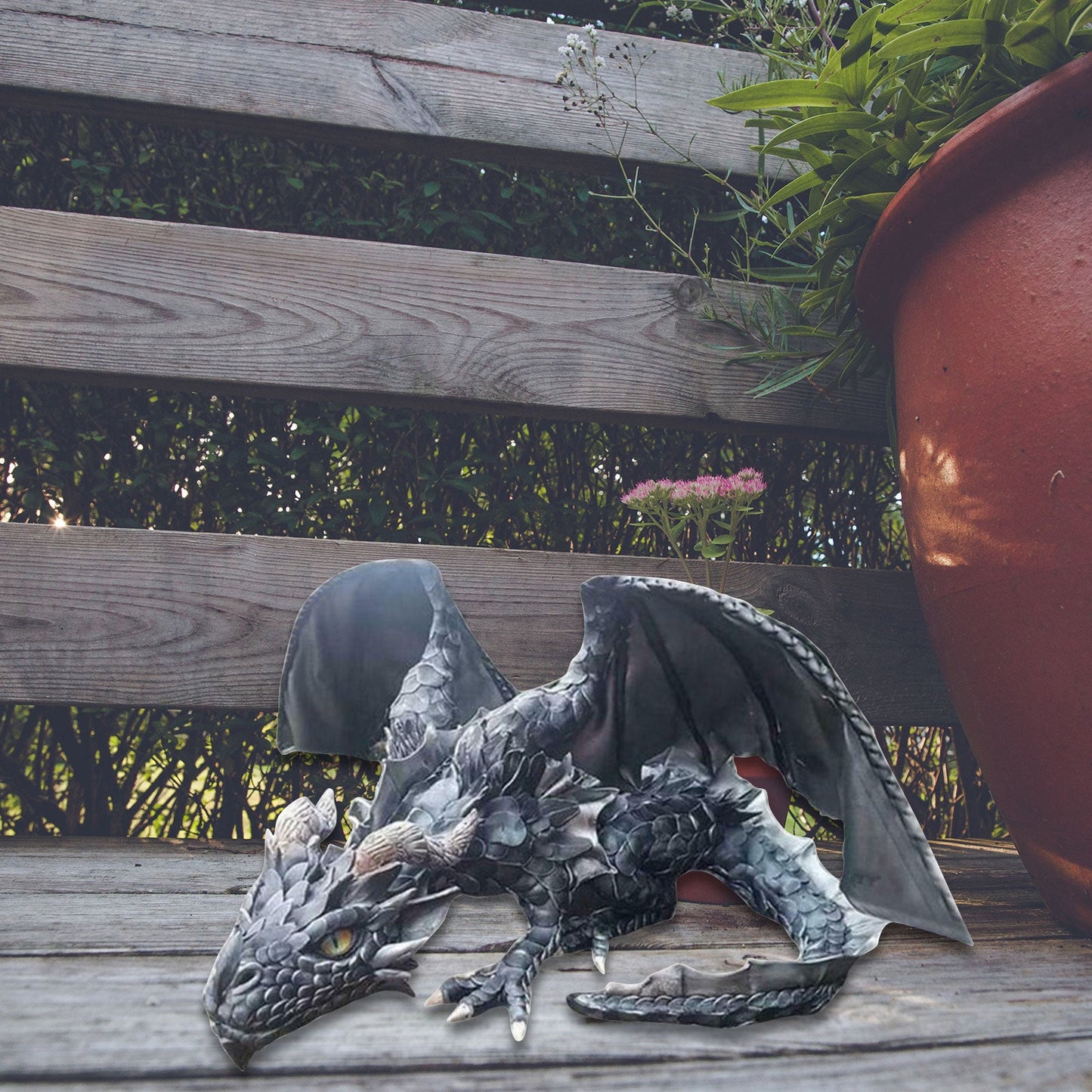 Garden Guardian | Draak Sculptuur