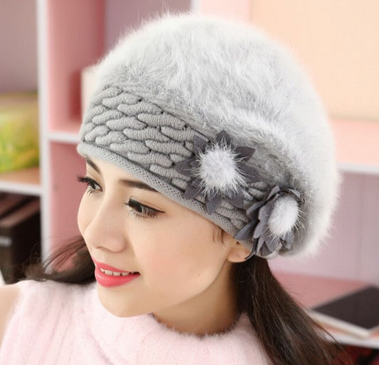 Knitted Women Winter Hat™ (1 + 1 GRATIS)