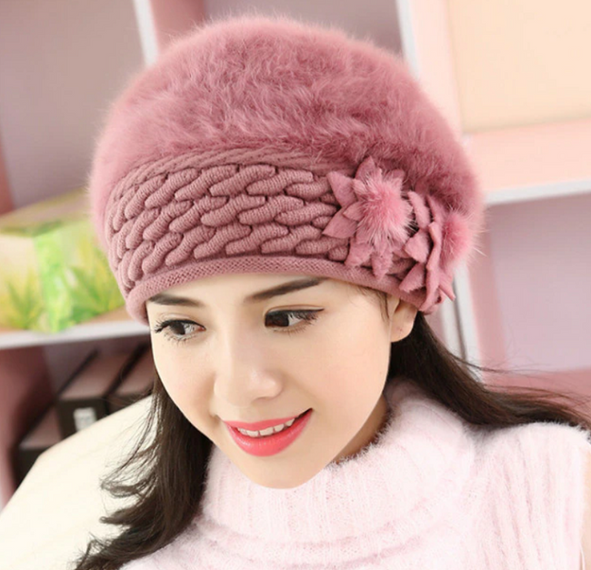 Knitted Women Winter Hat™ (1 + 1 GRATIS)