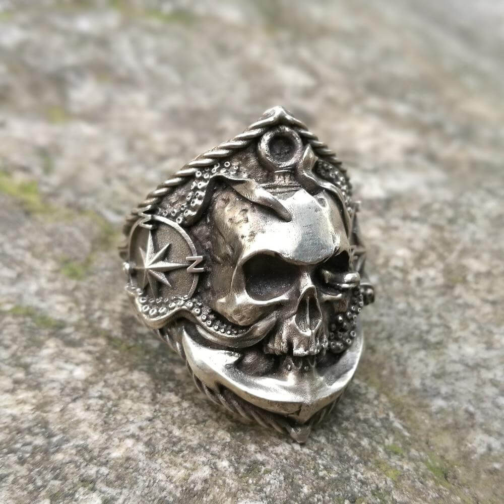 Gothic Schedel Ring