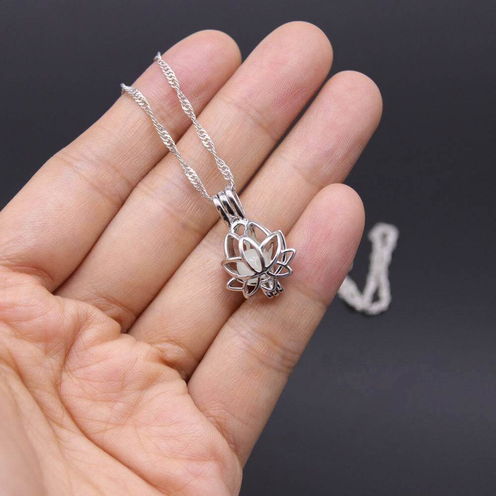 Lichtgevende Lotus Ketting