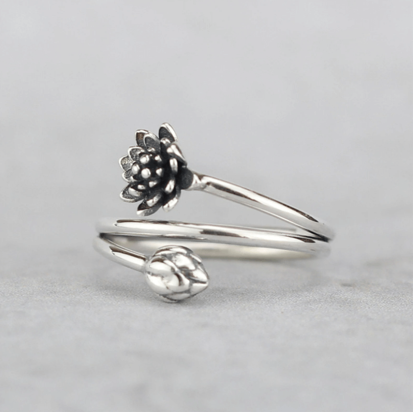 Drievoudige Wikkel Lotus Ring