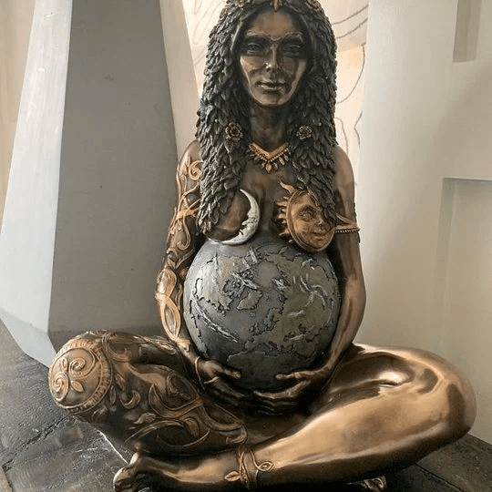 Moeder Aarde Standbeeld