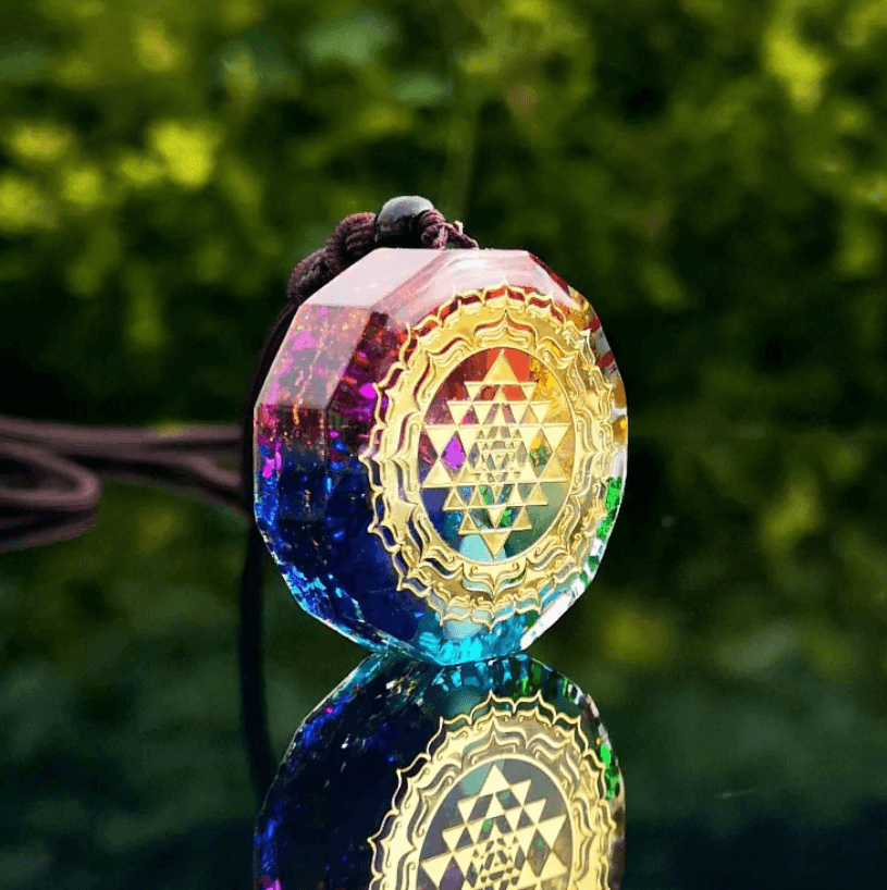 Sri Yantra Orgoniet Chakra Ketting