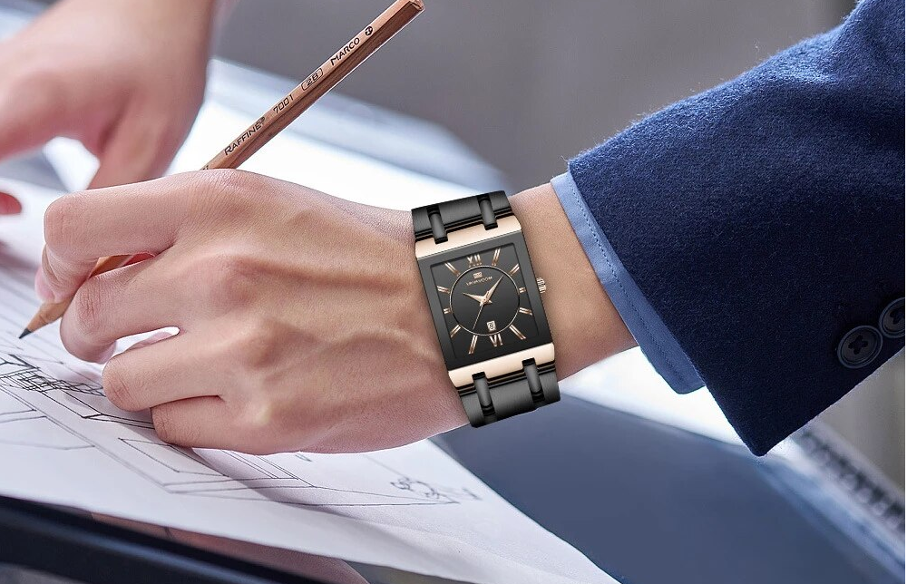 Gouden Vierkant Horloge