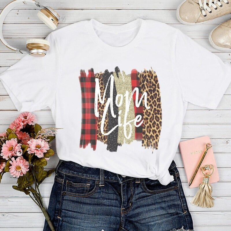 Mom Life T-shirt | het ideale cadeau voor alle supermama’s!